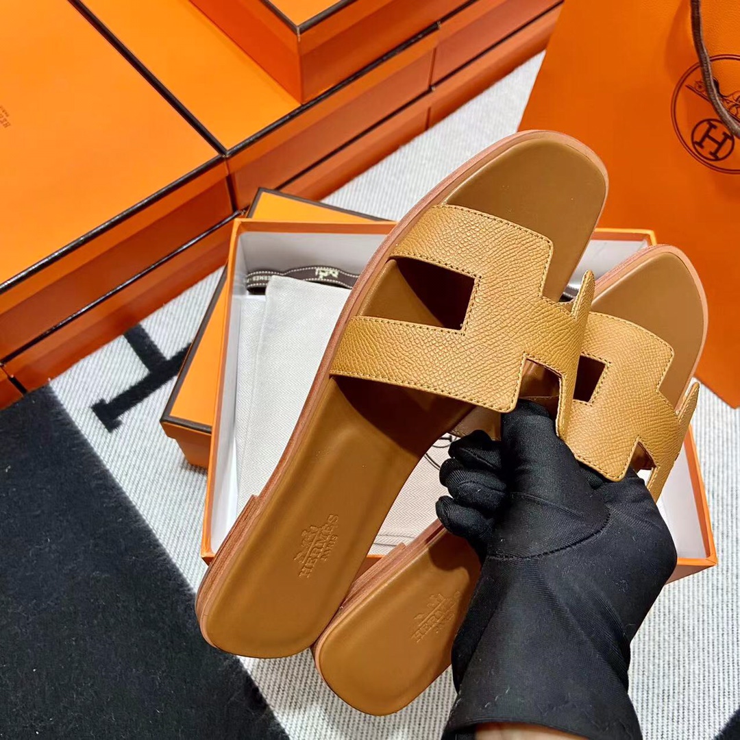 에르메스 올수공 오란 슬리퍼 샌들 앱송 136